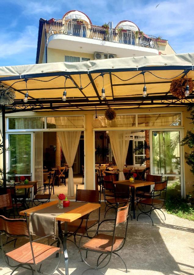 Hotel Feniks לוזנטס מראה חיצוני תמונה