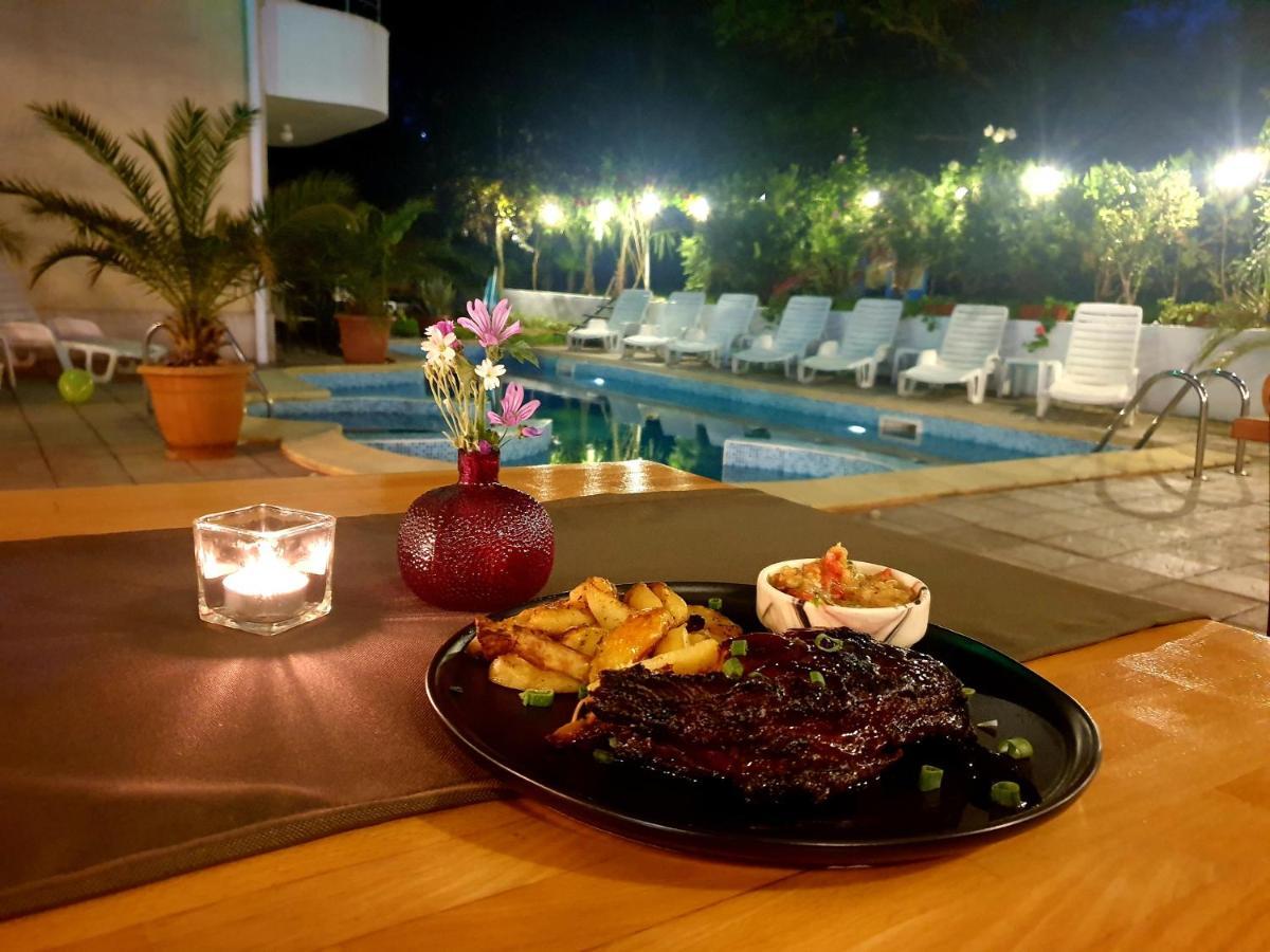 Hotel Feniks לוזנטס מראה חיצוני תמונה
