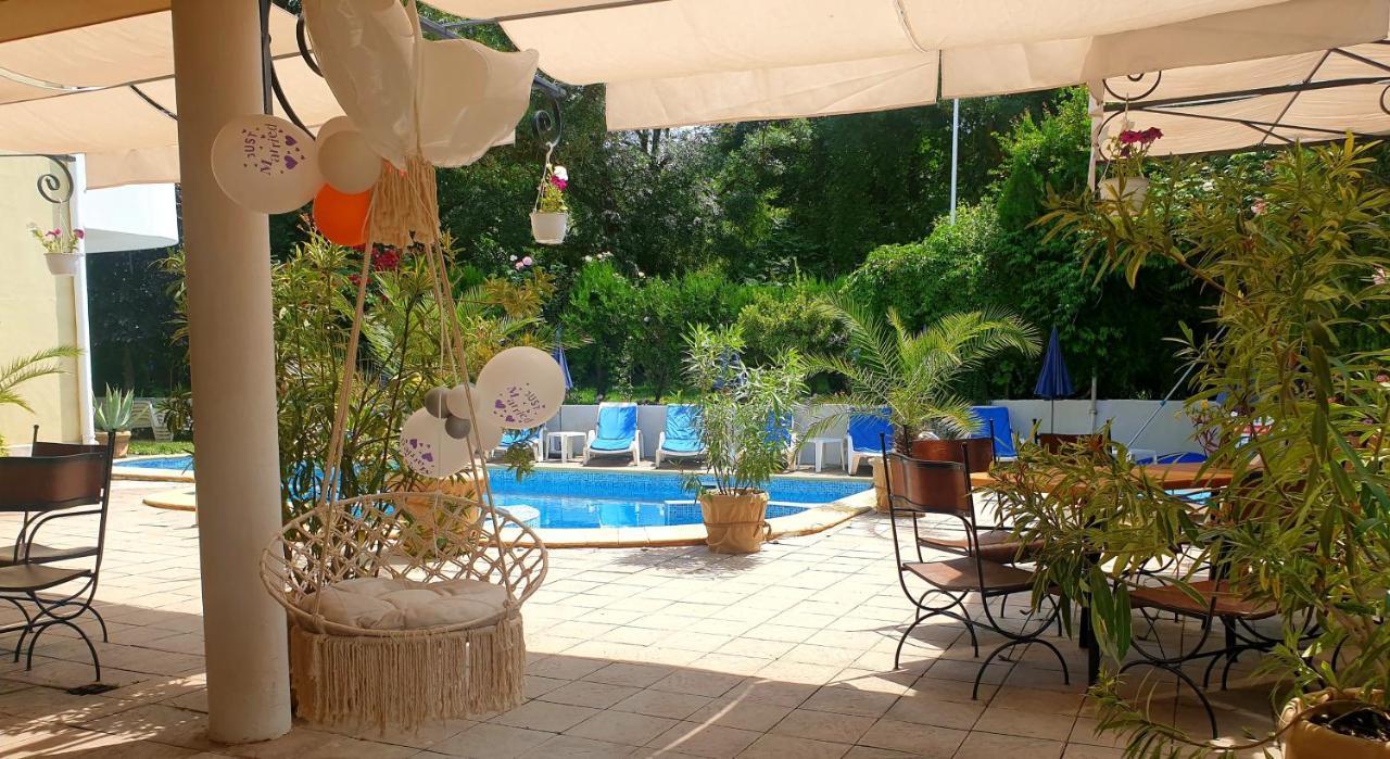 Hotel Feniks לוזנטס מראה חיצוני תמונה