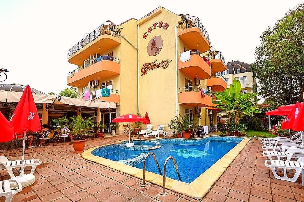 Hotel Feniks לוזנטס מראה חיצוני תמונה