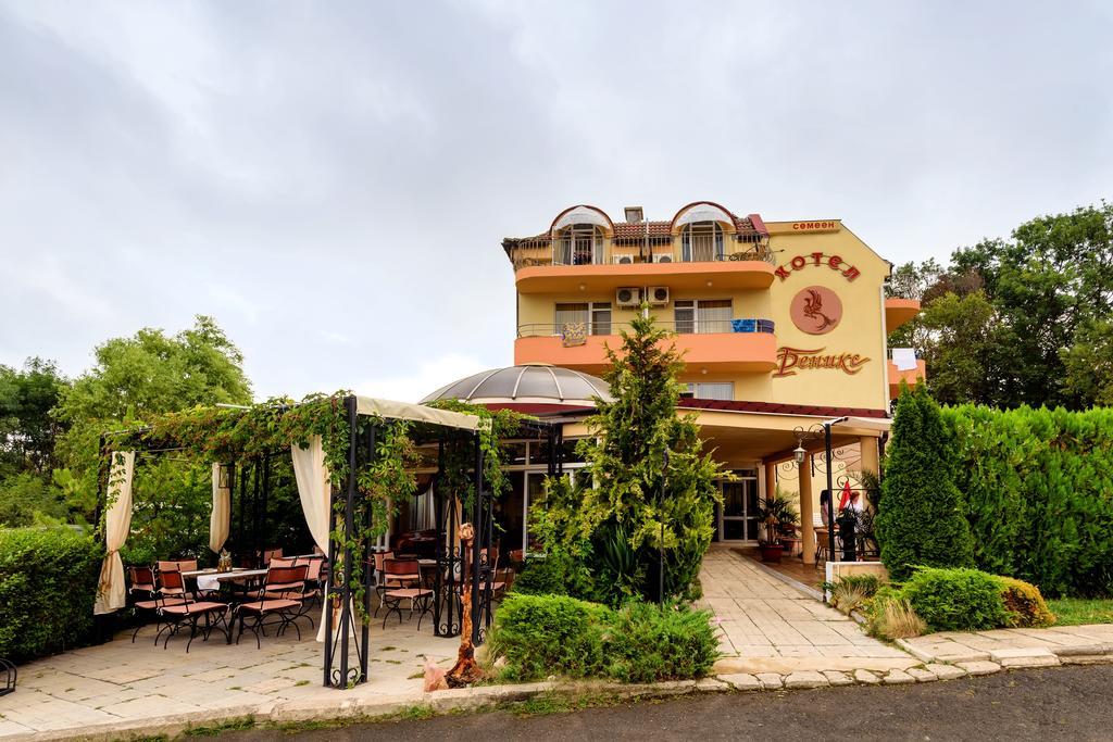 Hotel Feniks לוזנטס מראה חיצוני תמונה